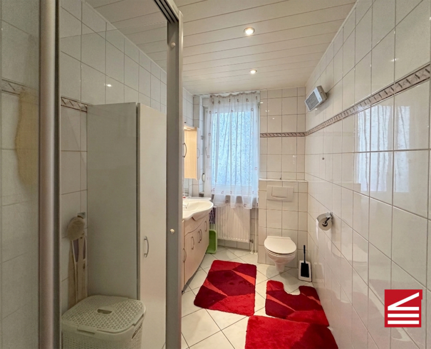 1-1544_17_EG Badezimmer