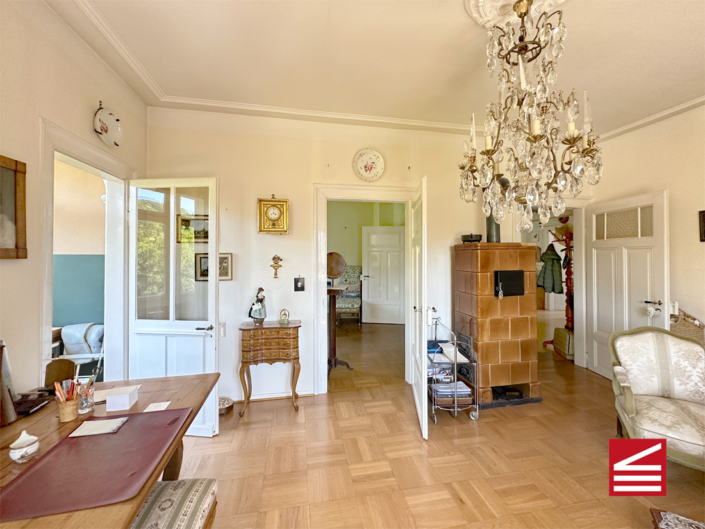 1-1548_16_Wohnzimmer, Blick ichtung Schlafen u. Diele
