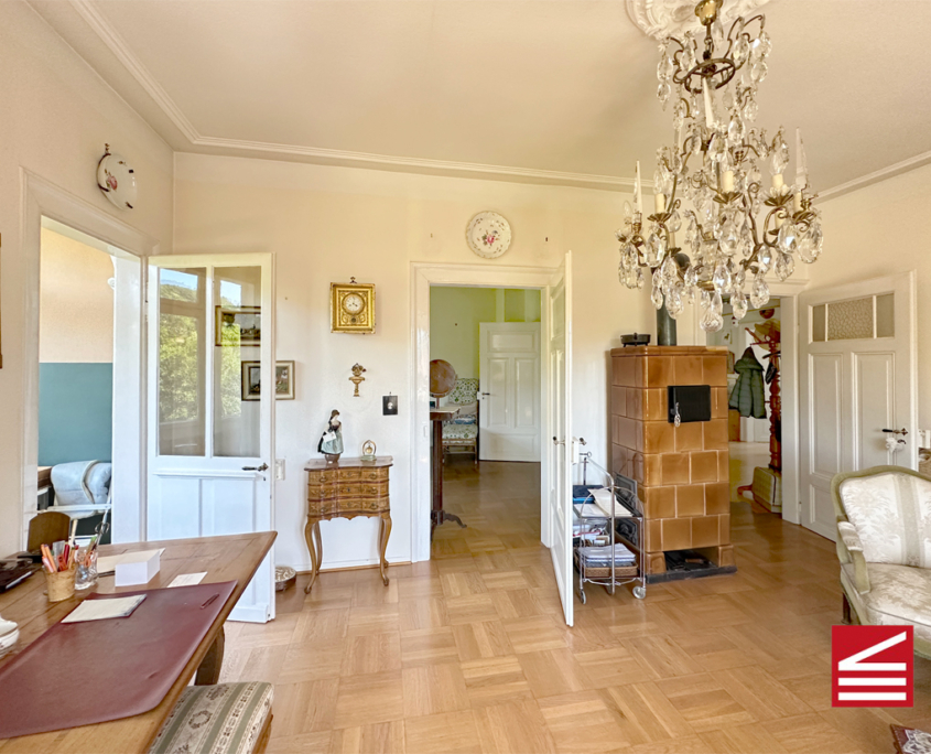 1-1548_16_Wohnzimmer, Blick ichtung Schlafen u. Diele