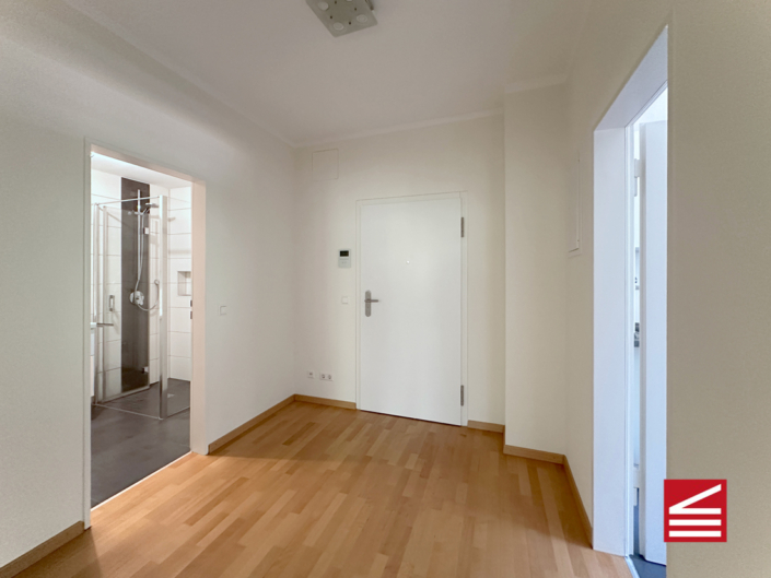 1-1550_01_Diele - Wohnungseingang