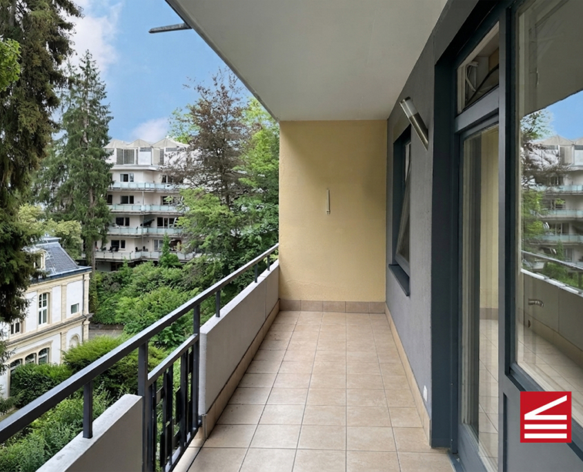 1-1550_04_Balkon