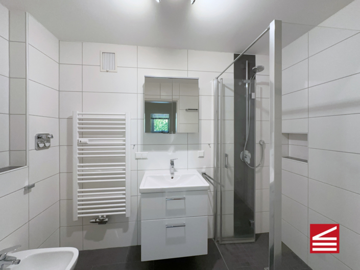 1-1550_06_Badezimmer